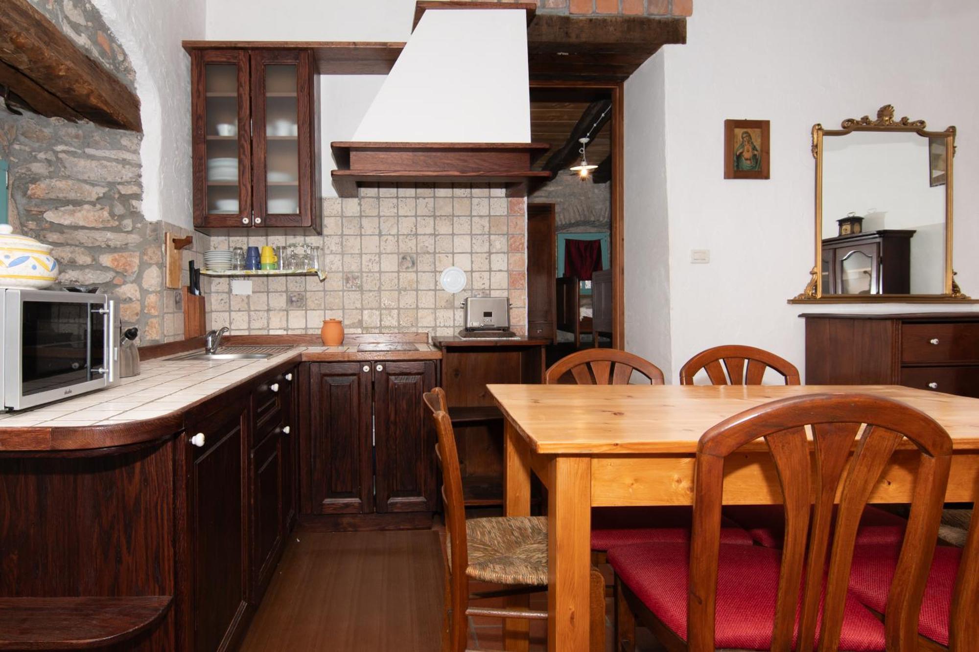 Apartments Valentinus 1800 Sežana Dış mekan fotoğraf