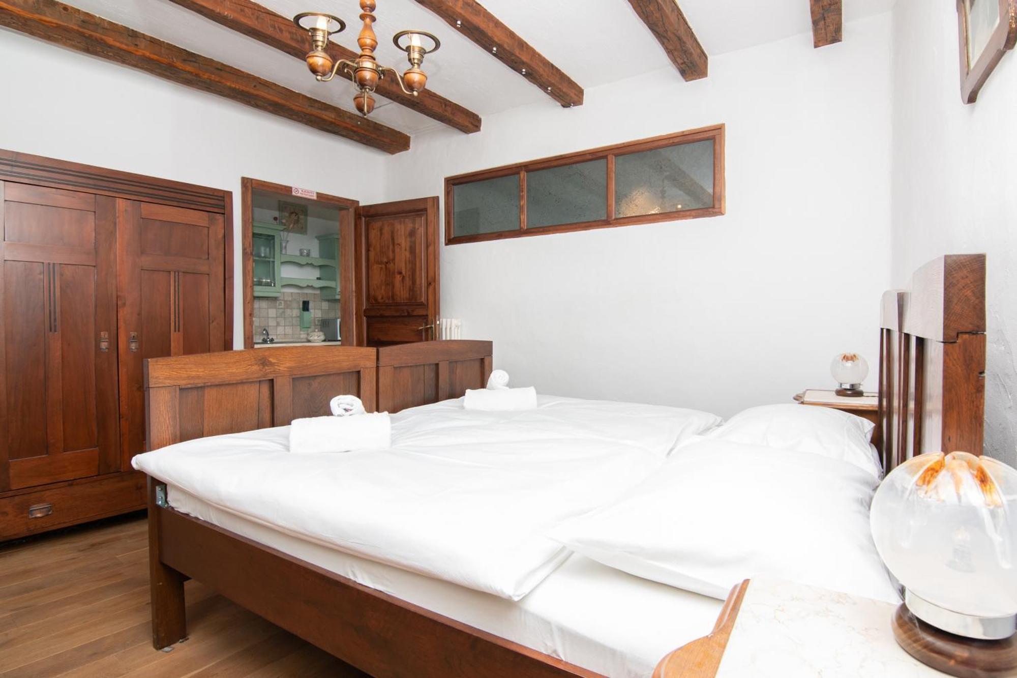 Apartments Valentinus 1800 Sežana Dış mekan fotoğraf